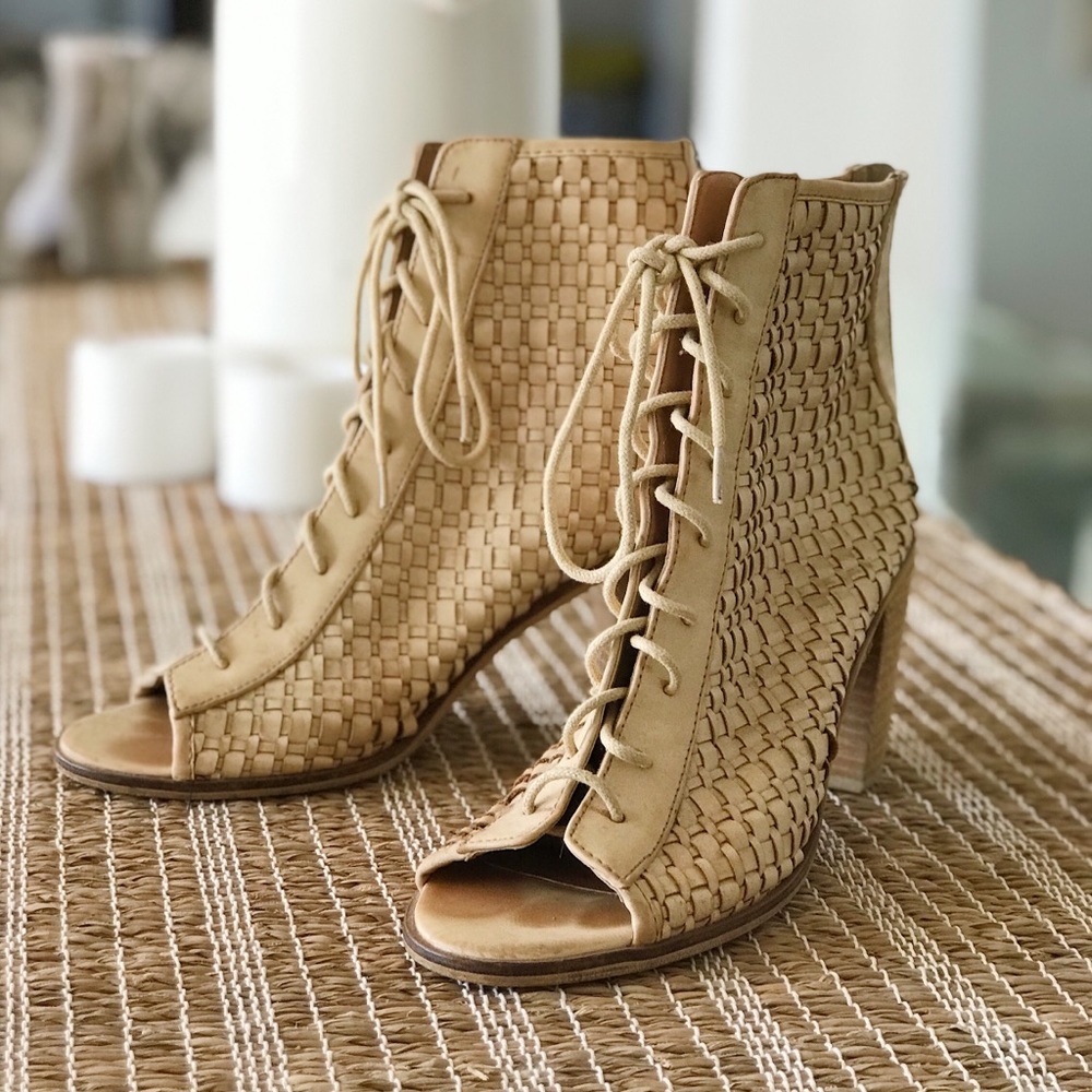 Rebels - Faux Leather Tan Lace-Up Heels